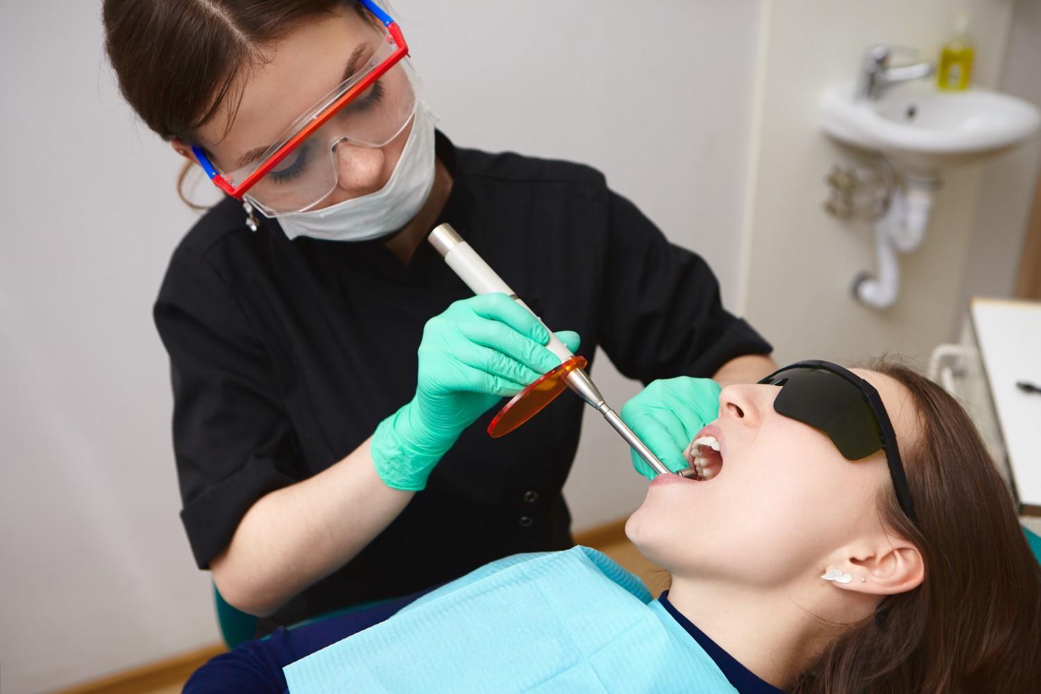 Front-Tooth-Root-Canal